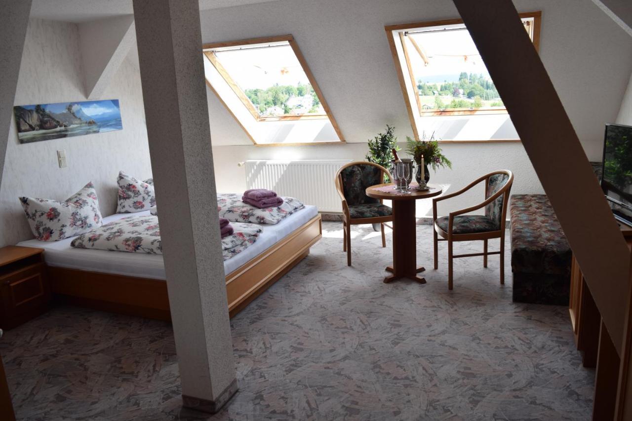 Hotel Carola Schönheide Exteriör bild